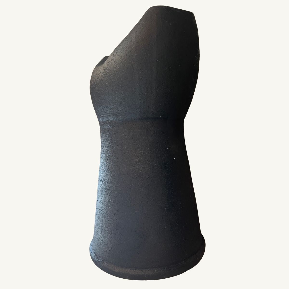 Heya | Handmade Moroccan terracotta sculptural minimalist vase