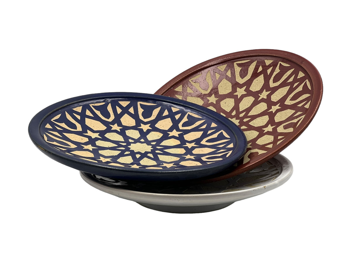 Fez Chisel Black Plate | Handcrafted Fez Clay Pottery – Natural Pigments & Traditional Moroccan Craftsmanship