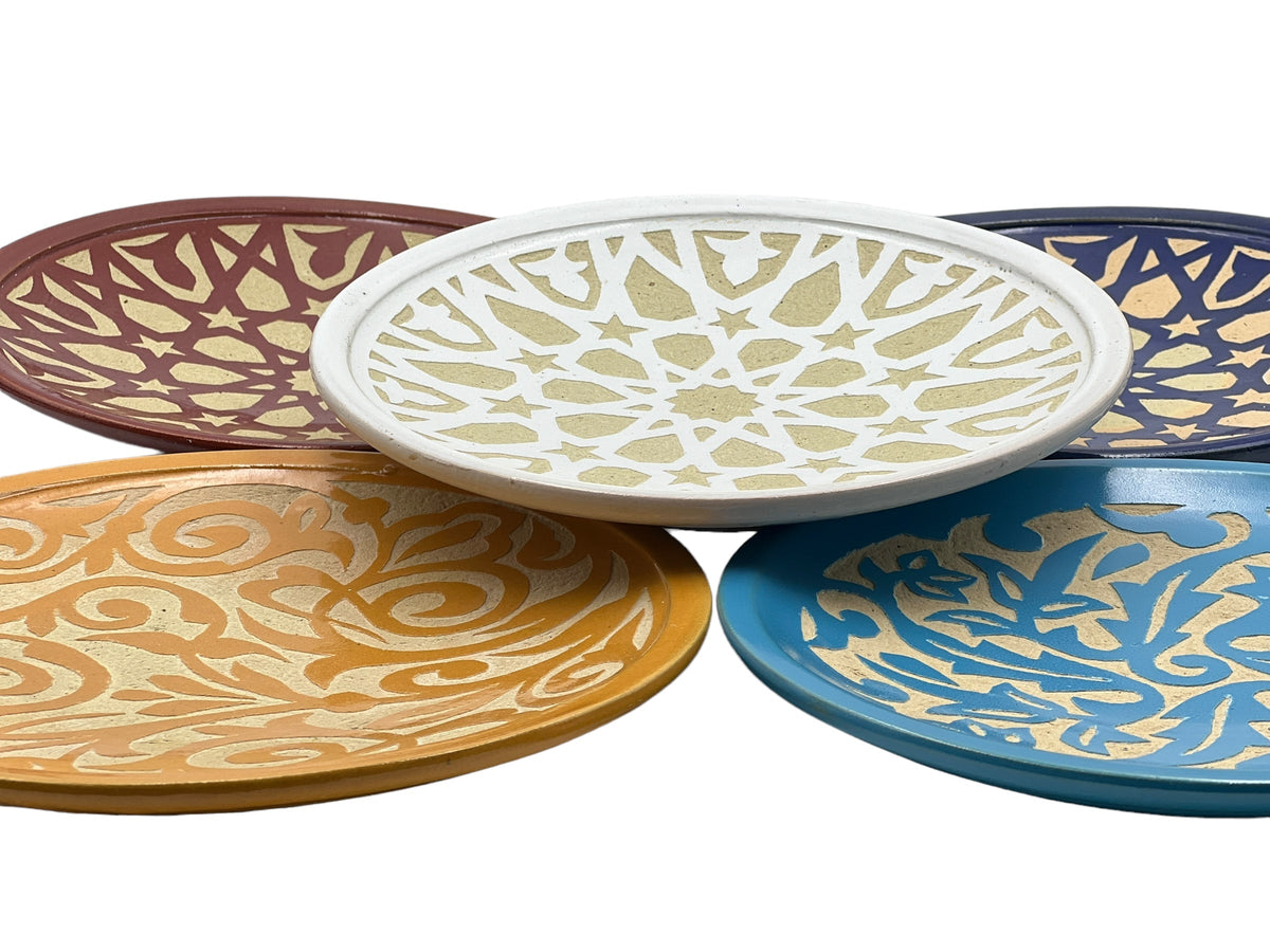 Fez Chisel Black Plate | Handcrafted Fez Clay Pottery – Natural Pigments & Traditional Moroccan Craftsmanship