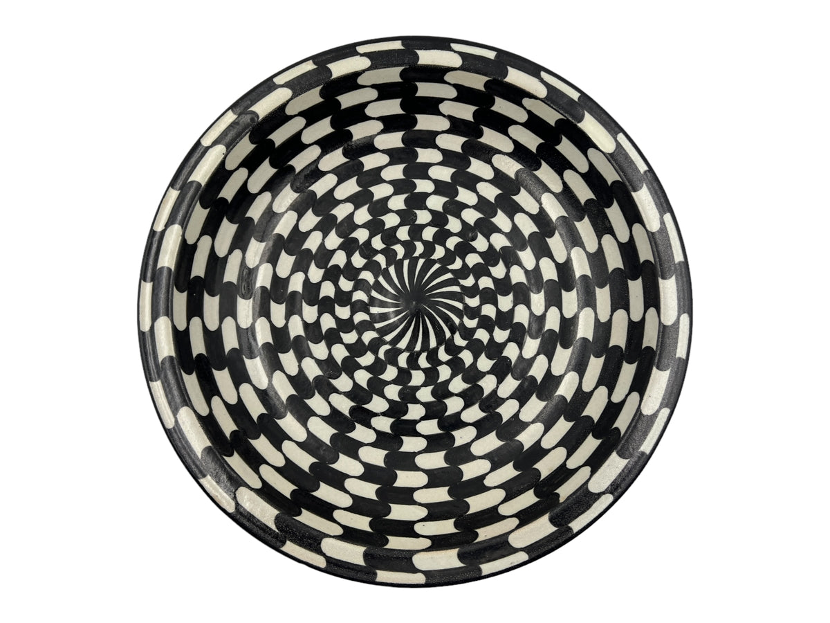 Fez Sansla Plate | Handcrafted Fez Clay Pottery – Natural Pigments & Traditional Moroccan Craftsmanship