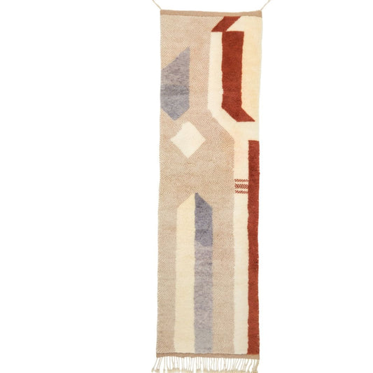 Rectangular woven rug with geometric pattern